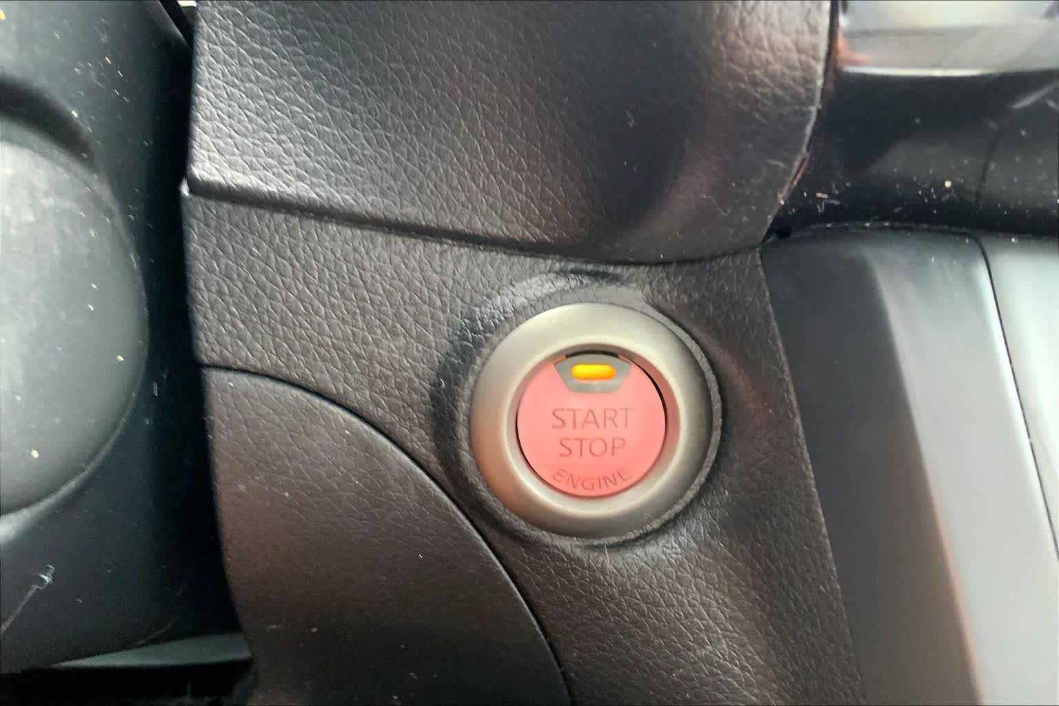 Used 2018 Nissan Sentra SV FWD image 30