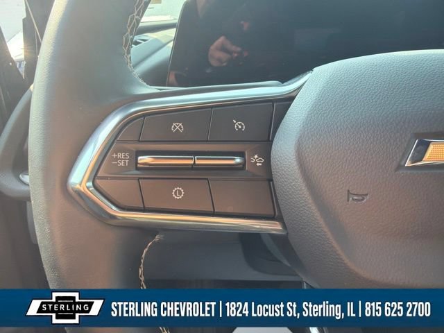 Used 2025 Chevrolet Traverse LT AWD/4WD image 19