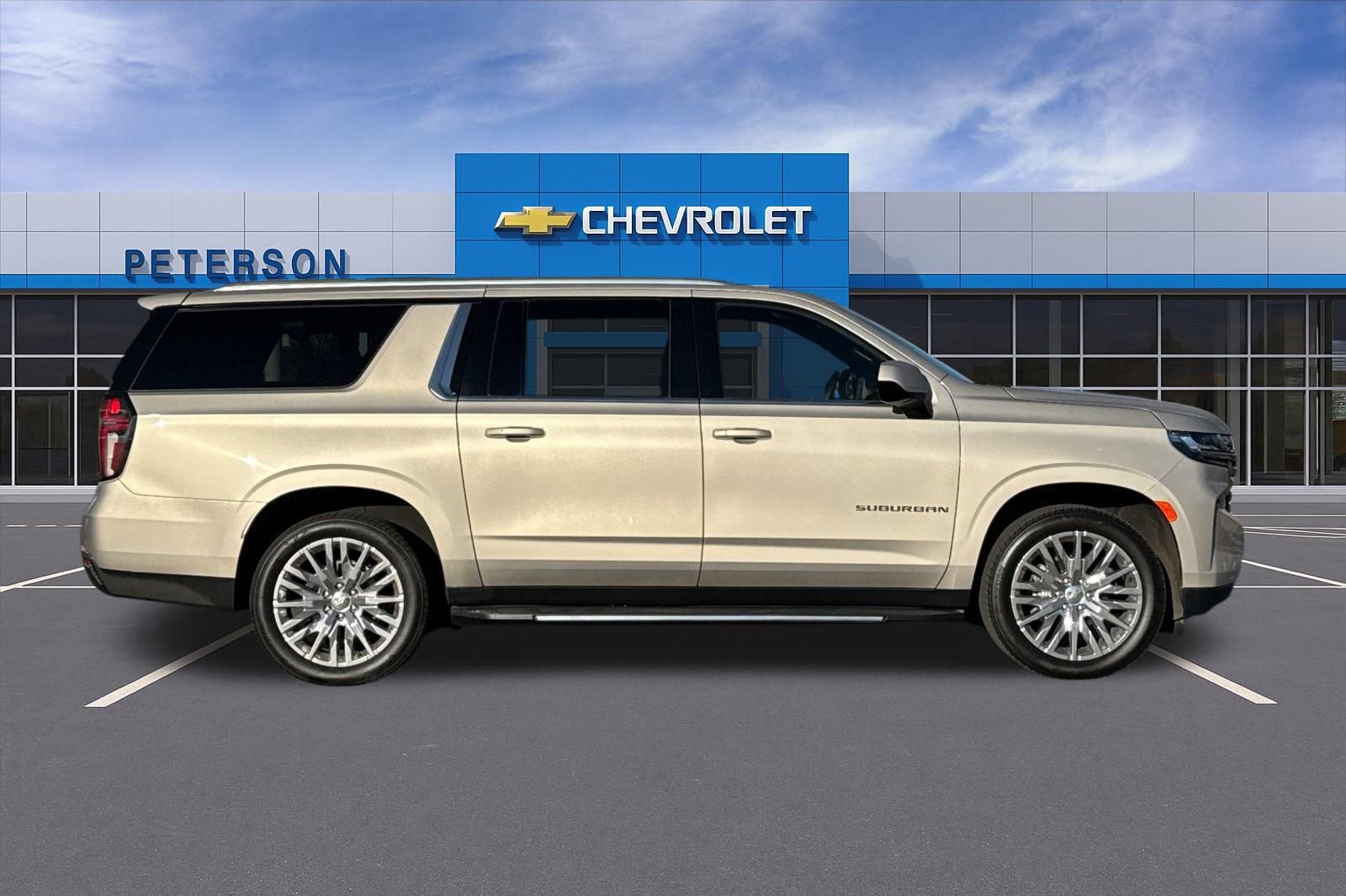 Certified 2023 Chevrolet Suburban LS image 3