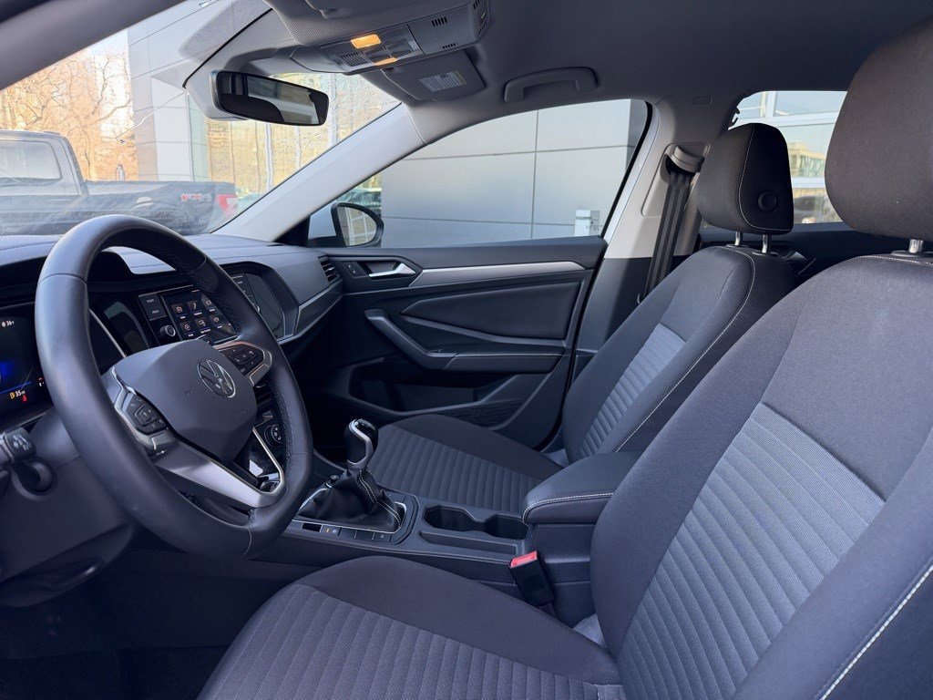 Used 2024 Volkswagen Jetta S image 7