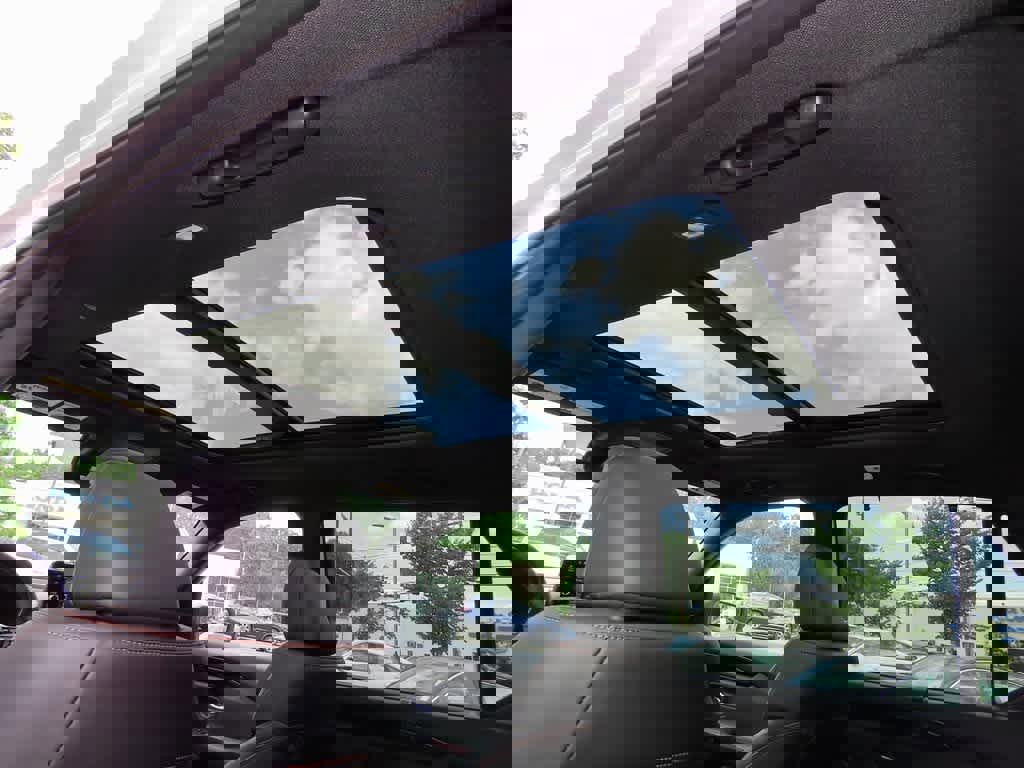 New 2025 Honda Pilot TrailSport image 16