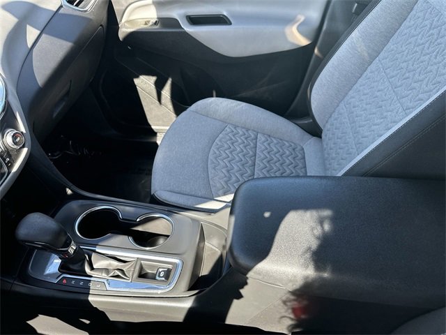 Used 2023 Chevrolet Equinox LT image 24