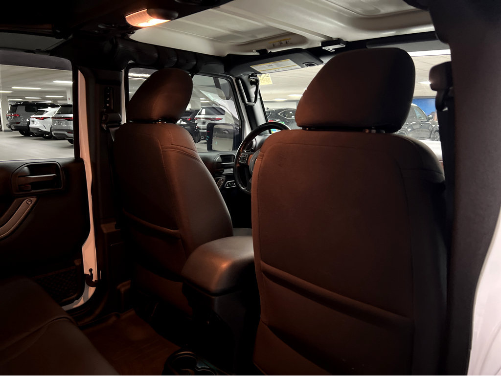 Used 2018 Jeep Wrangler Unlimited Sport S AWD/4WD image 19
