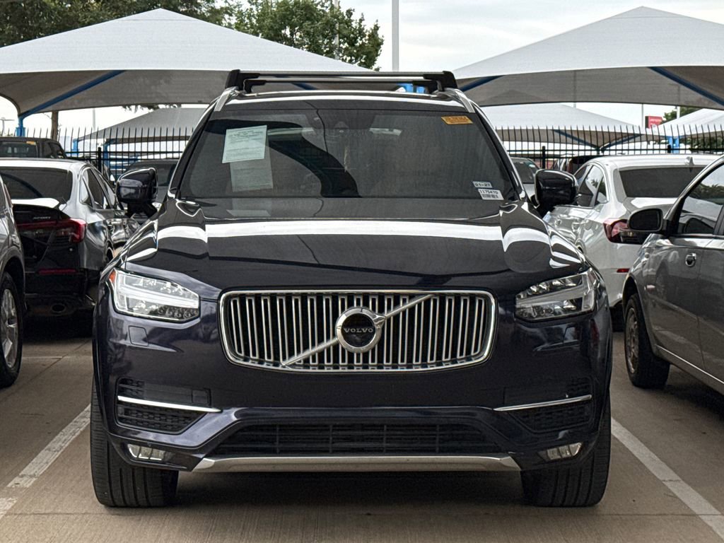 Used 2017 Volvo XC90 T6 Inscription w/ Vision Package AWD/4WD image 2