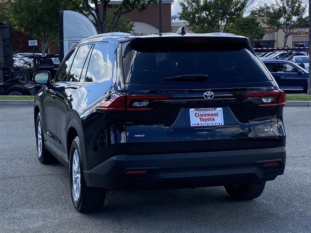 Certified 2025 Toyota Grand Highlander AWD image 42