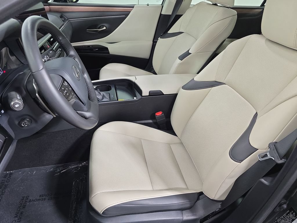 Used 2025 Lexus ES 350 w/ Premium Package FWD image 5