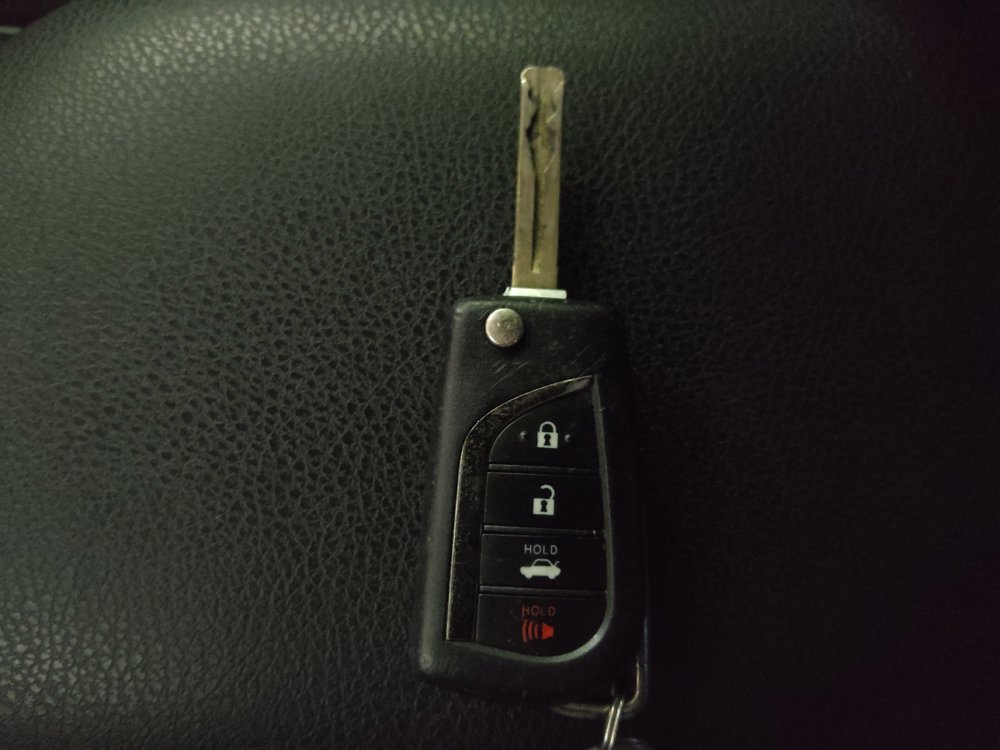 Used 2022 Toyota Camry LE FWD image 32