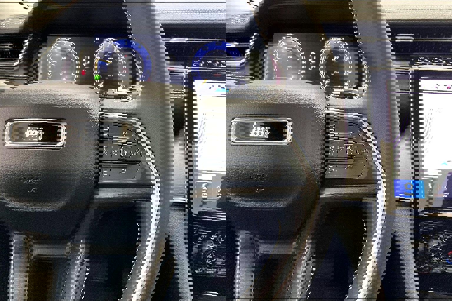 Used 2024 Jeep Grand Cherokee L Limited w/ Luxury Tech Group II image 21