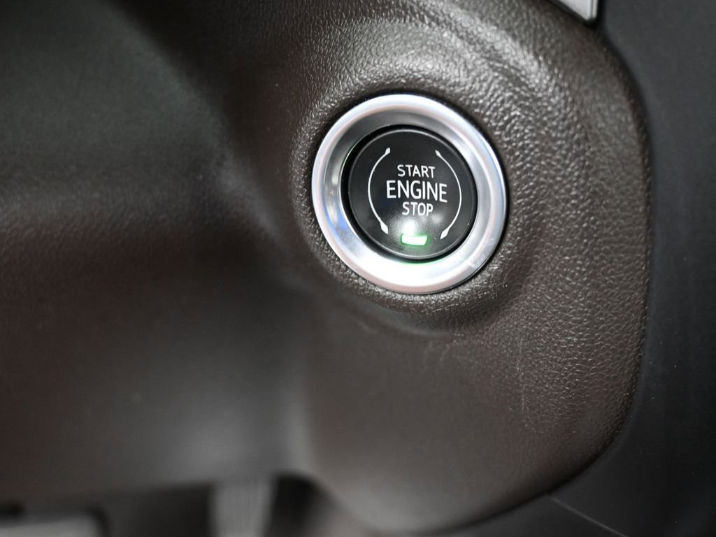 Used 2020 Chevrolet Silverado 1500 RST image 28