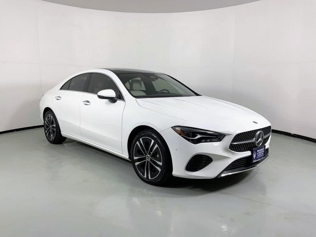 Used 2025 Mercedes-Benz CLA 250 4MATIC image 4