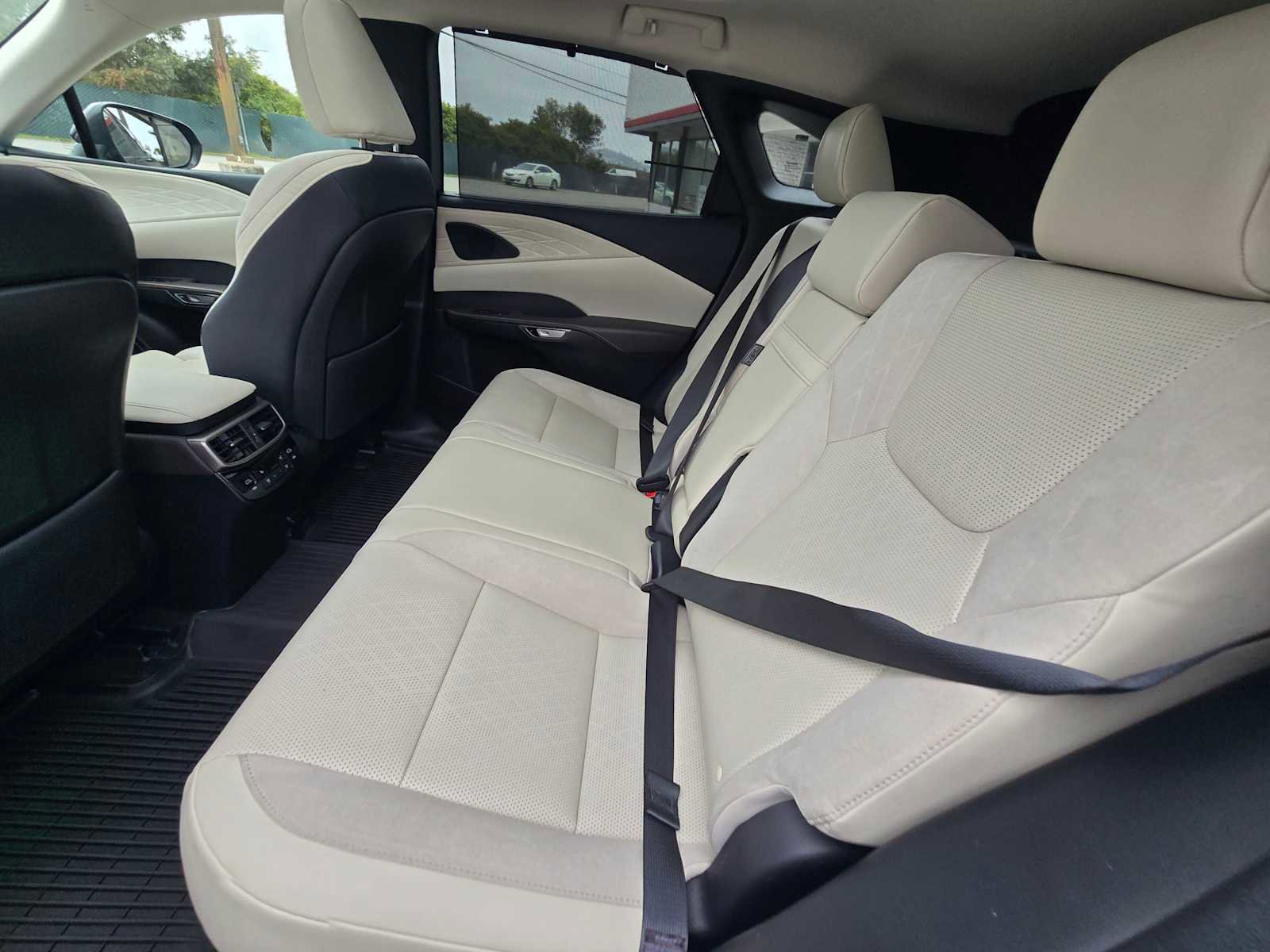 Used 2025 Lexus RX 350 image 20