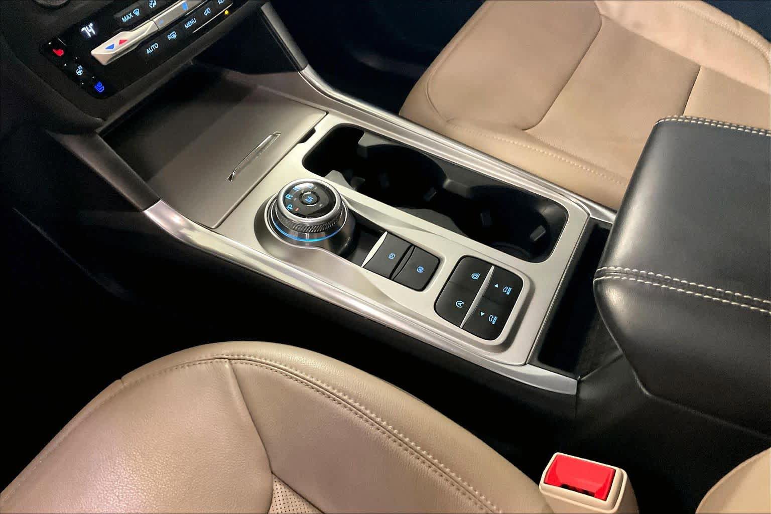 Used 2020 Ford Explorer Limited RWD image 14