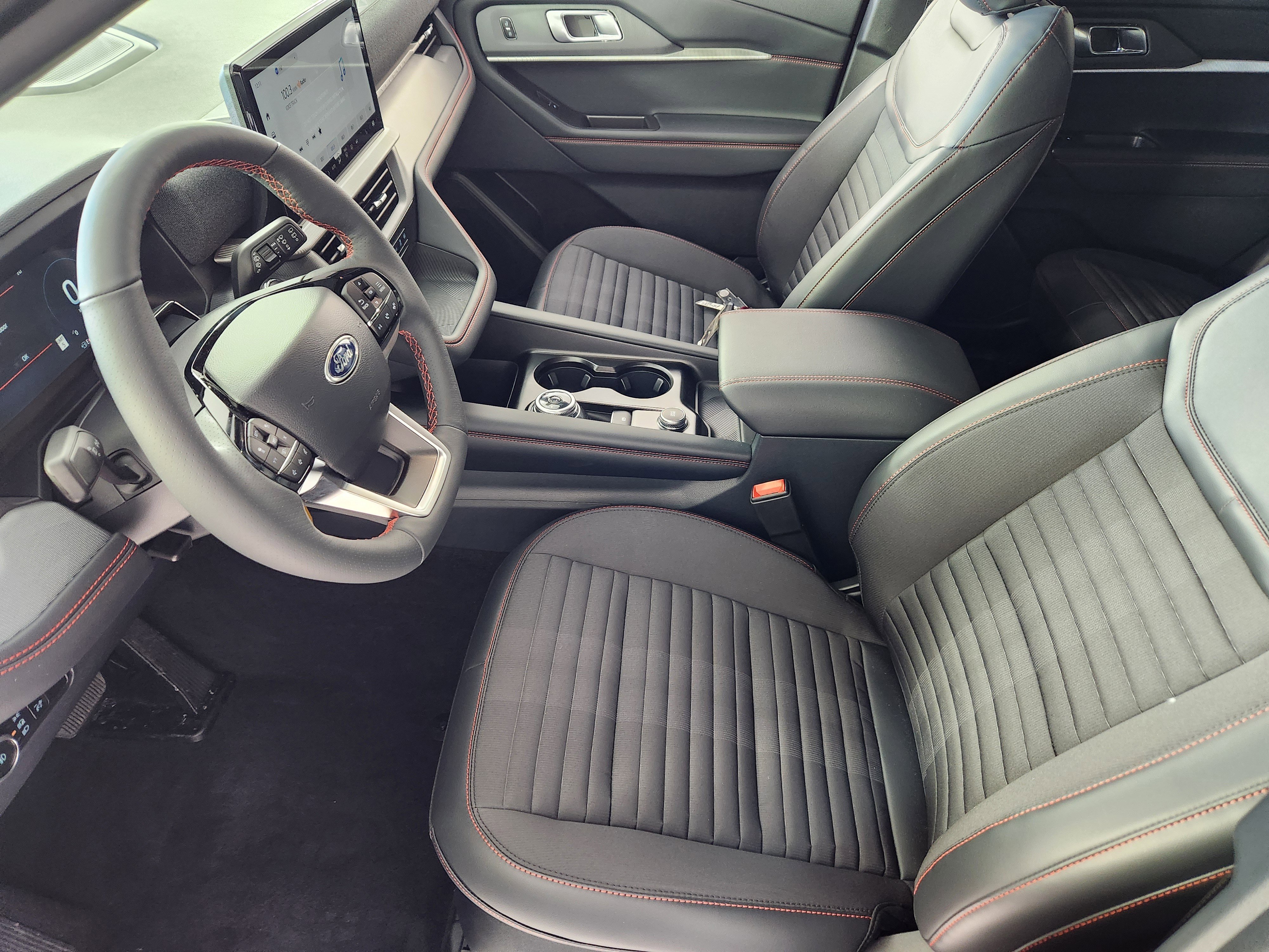 New 2026 Ford Explorer ST-Line image 11