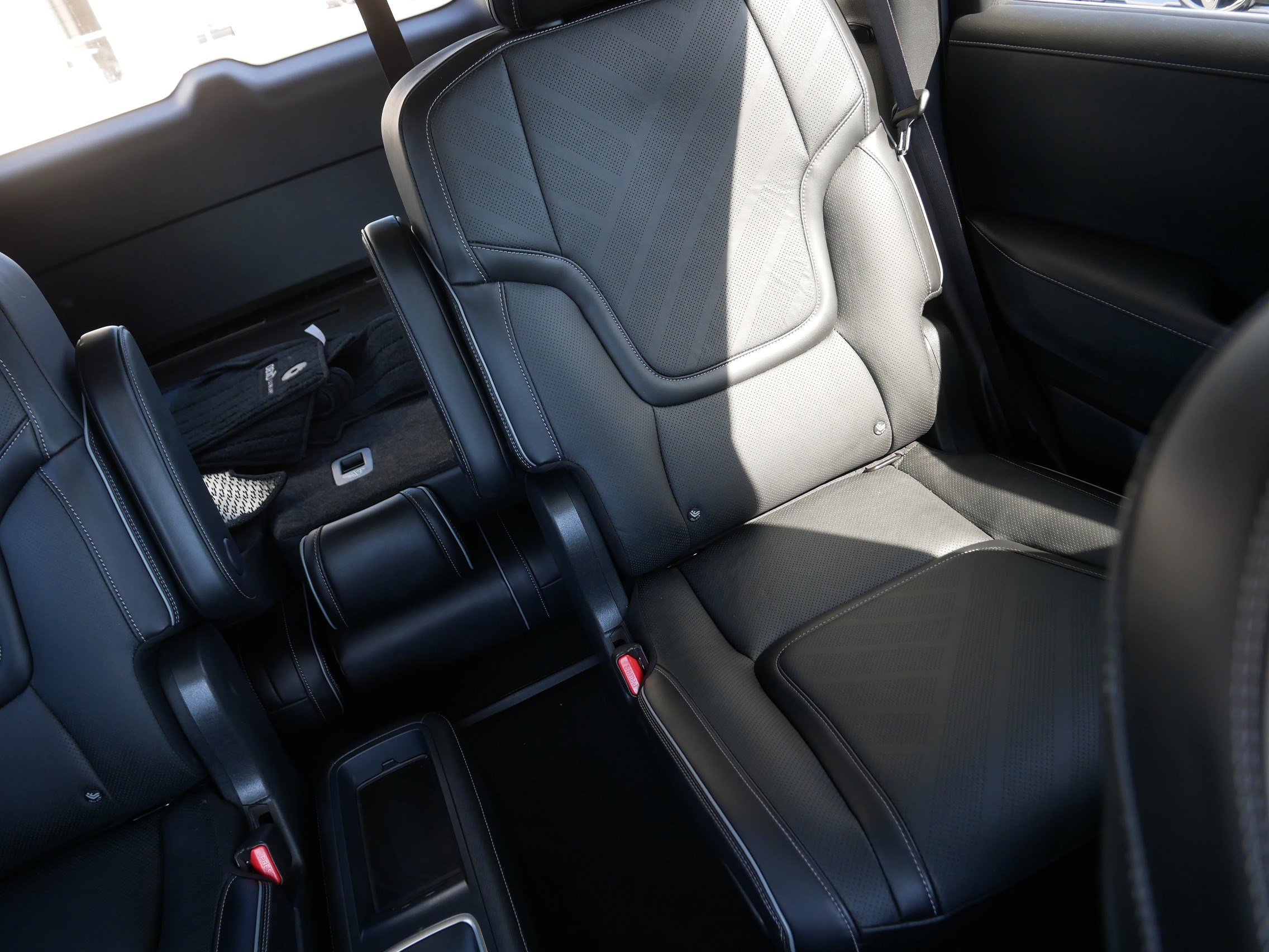 Certified 2025 INFINITI QX80 Luxe image 14