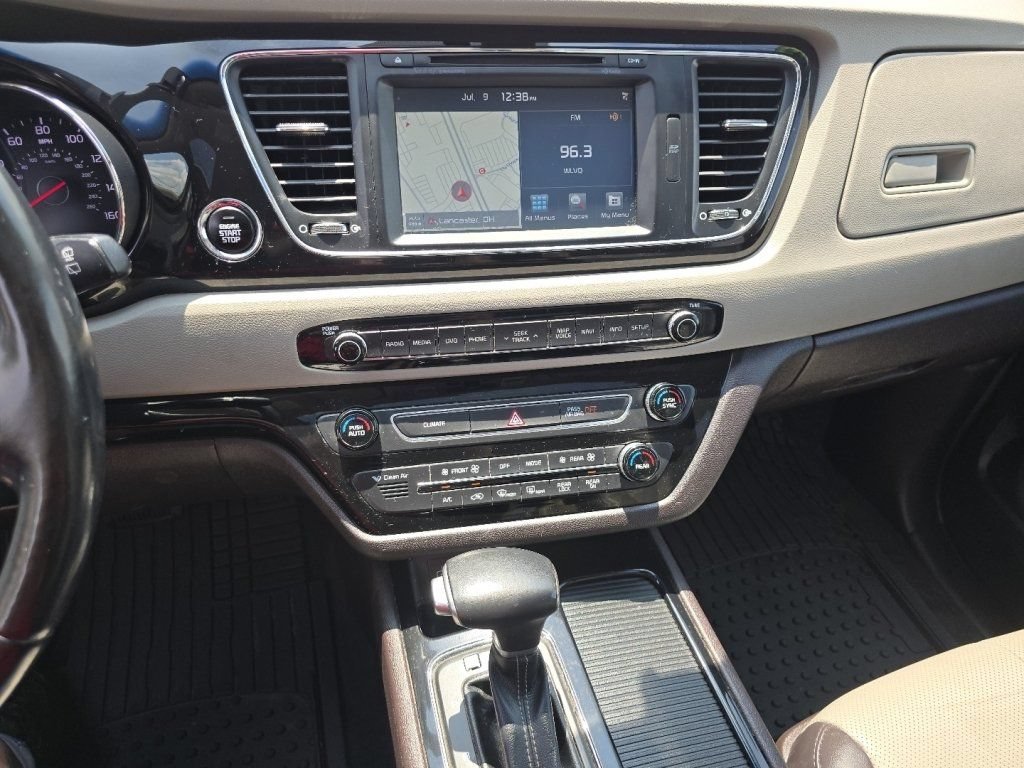 Used 2018 Kia Sedona SX Limited w/ SX Limited Prestige Package FWD image 36