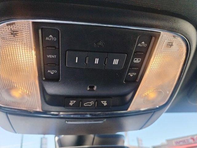 Used 2019 Jeep Grand Cherokee Limited X image 12