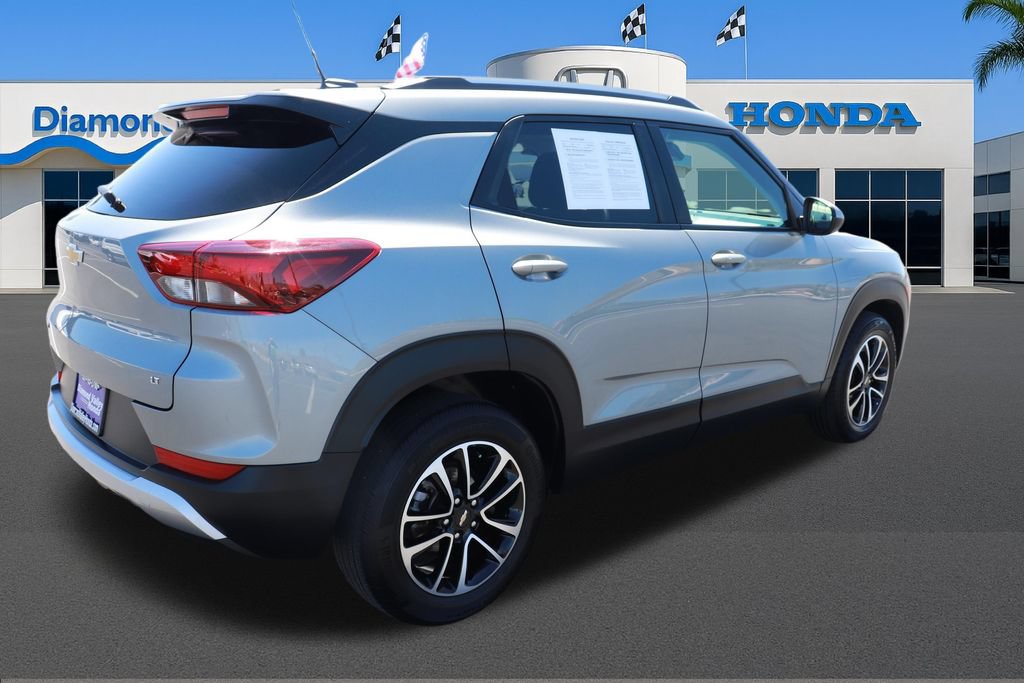 Used 2025 Chevrolet TrailBlazer LT FWD image 8