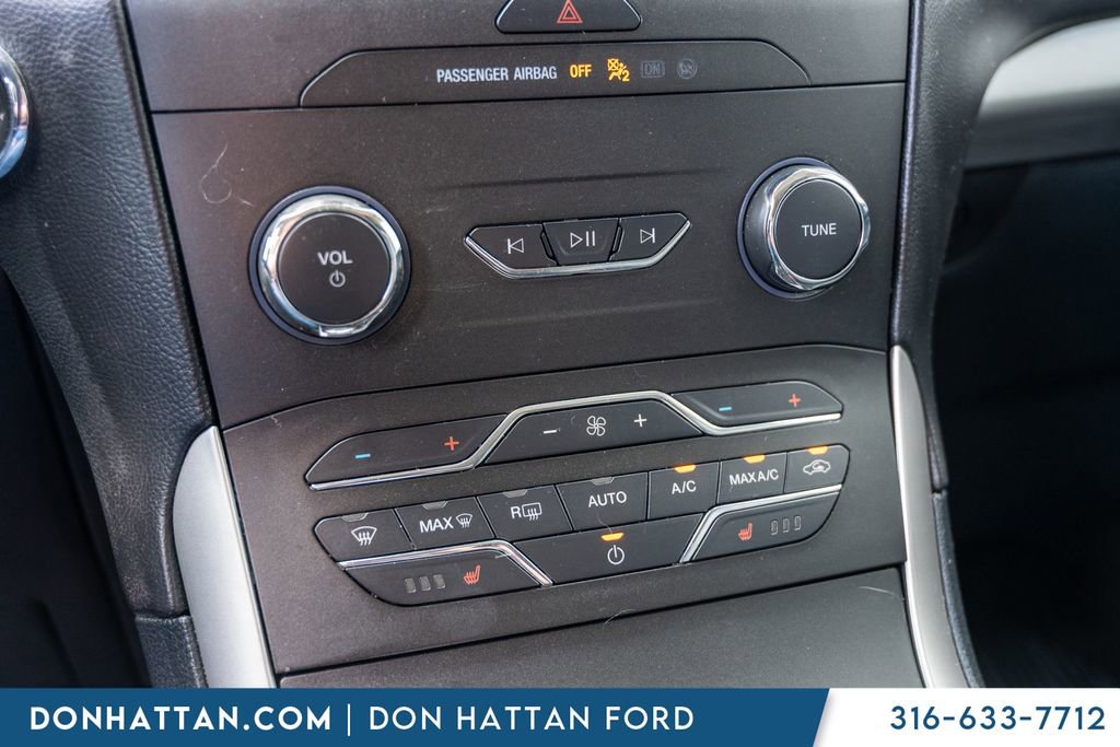 Used 2020 Ford Edge SEL w/ Convenience Package AWD/4WD image 10