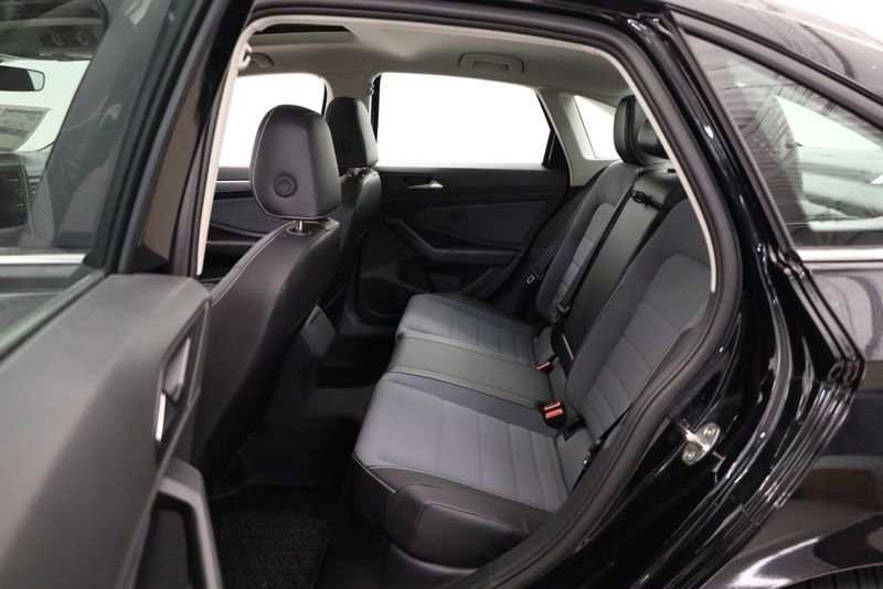 New 2026 Volkswagen Jetta SE image 35