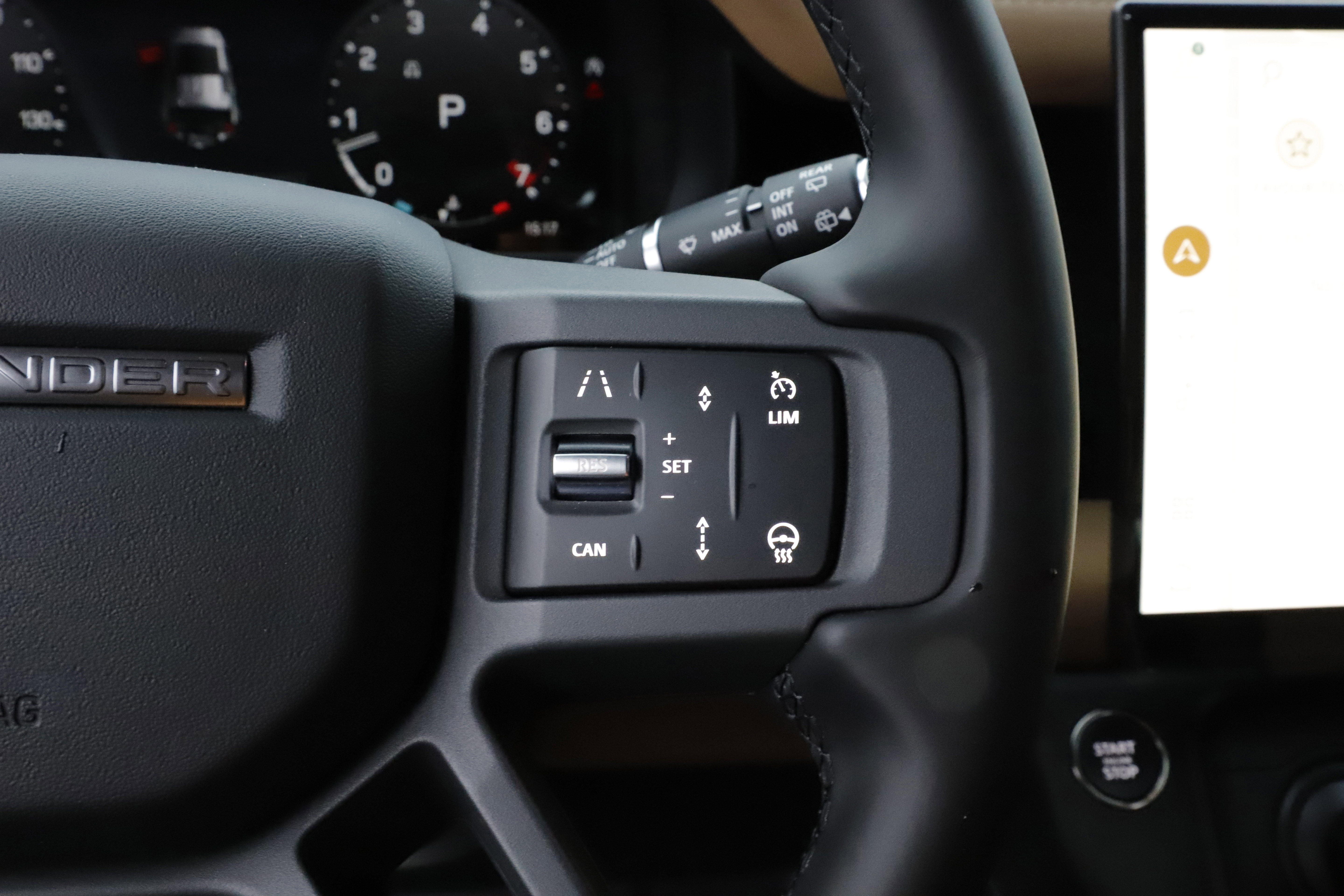 New 2026 Land Rover Defender 110 X-Dynamic SE image 24