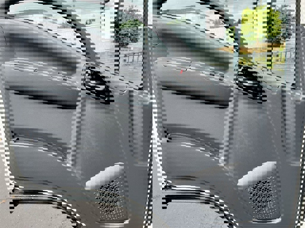 New 2025 Chevrolet Low Cab Forward image 10