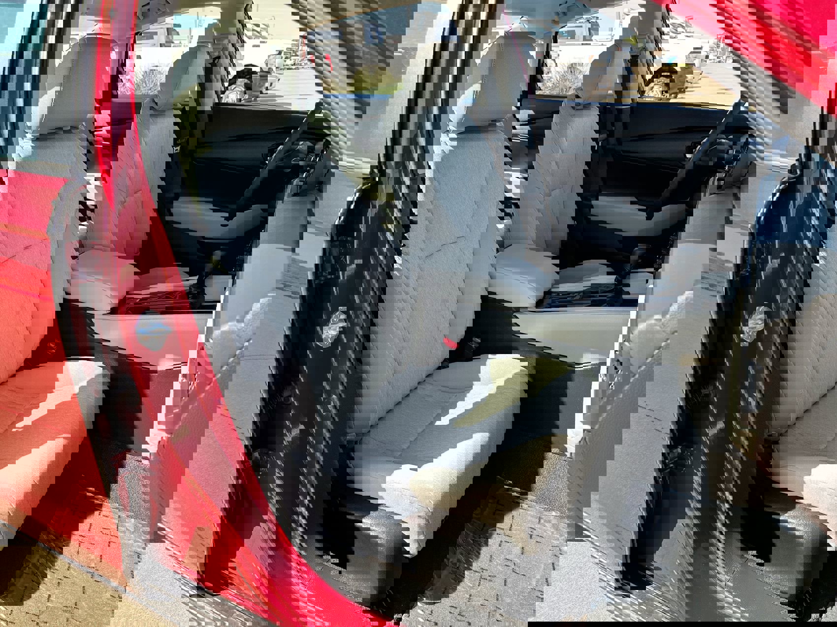 Used 2025 Honda Accord LX image 24