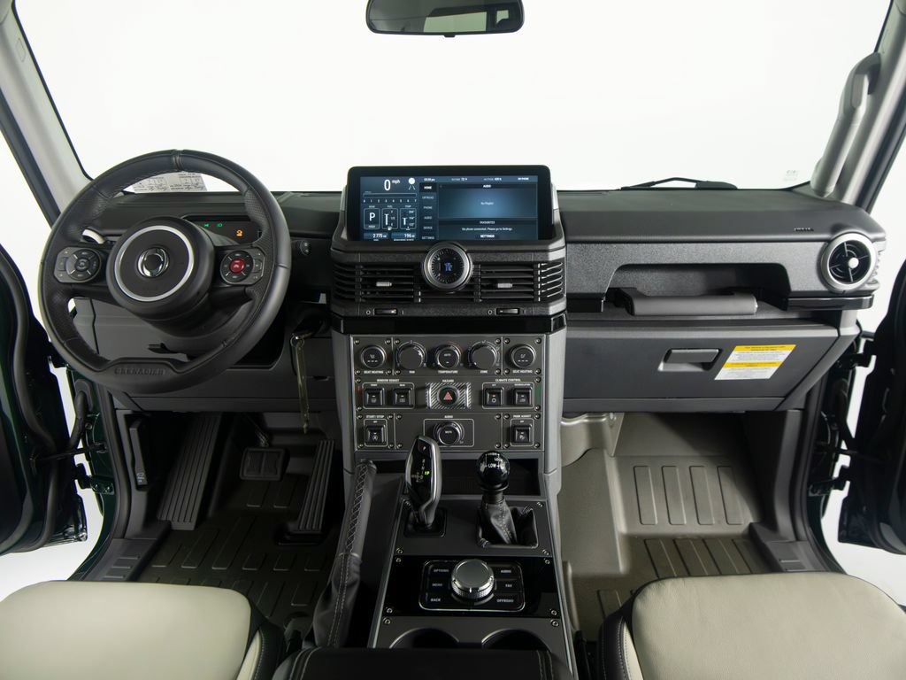 Used 2025 INEOS Grenadier AWD/4WD image 30