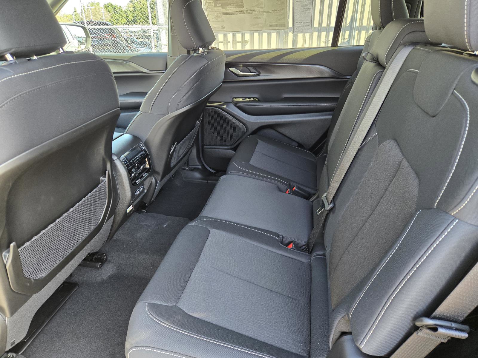 New 2026 Jeep Grand Cherokee L 2WD image 25