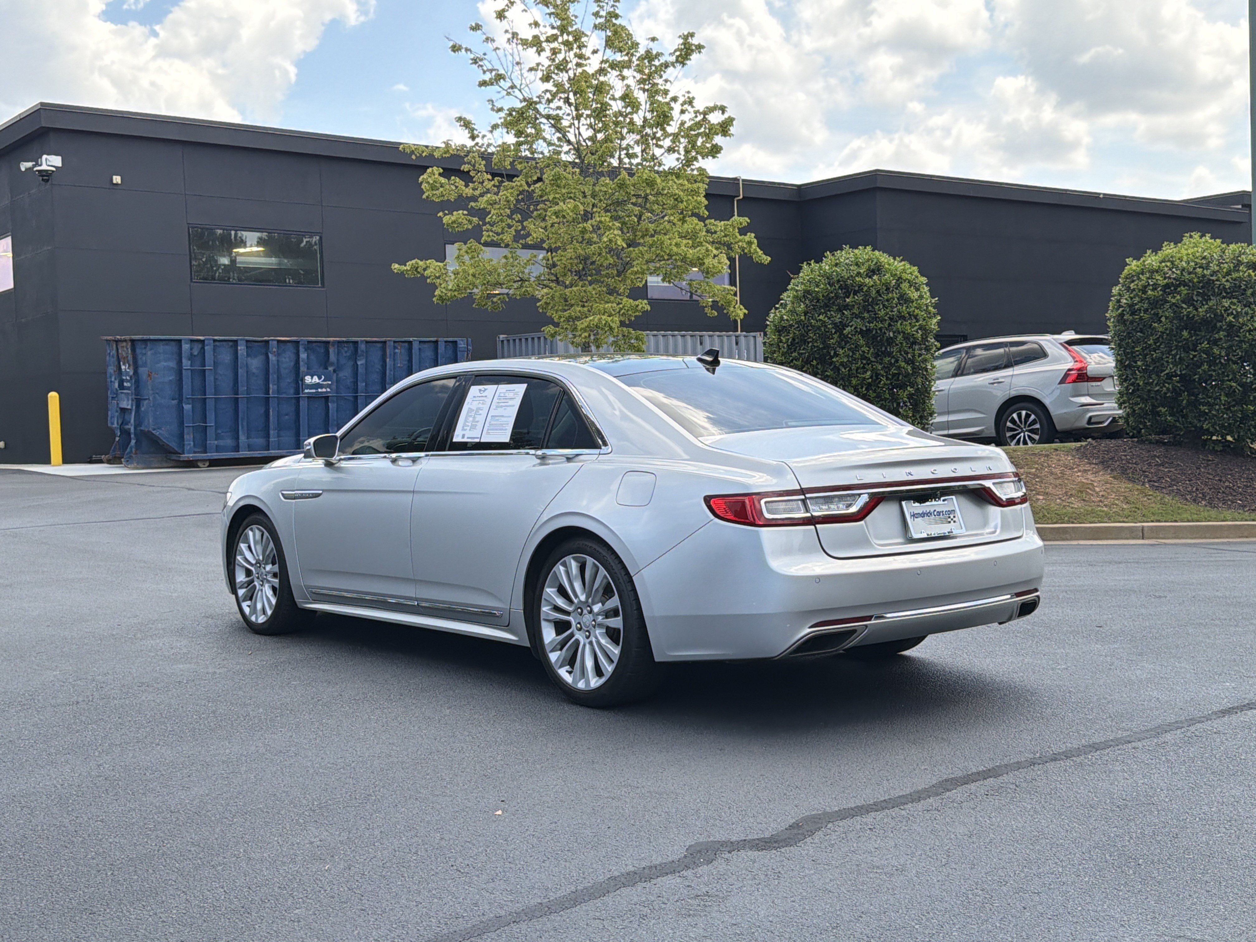 Used 2019 Lincoln Continental Select FWD image 16