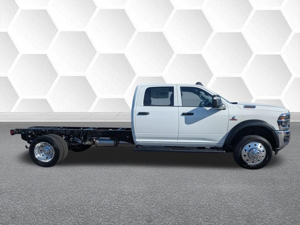 New 2026 RAM 4500 Tradesman w/ Chrome Appearance Group AWD/4WD image 2
