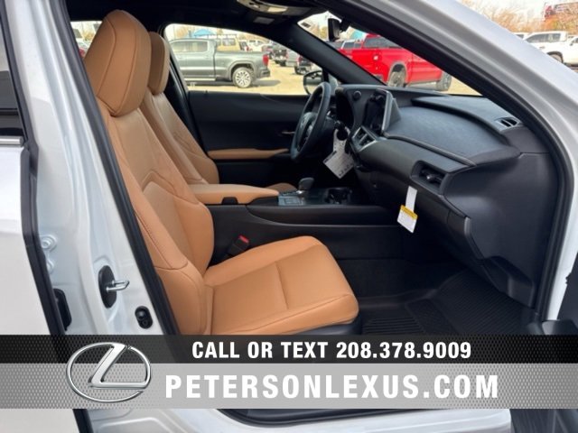 New 2025 Lexus UX 300h AWD image 10