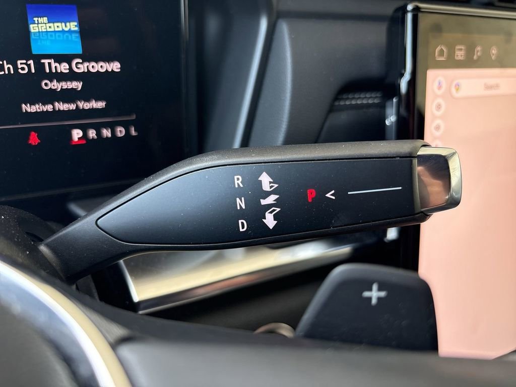 Certified 2025 GMC Terrain Elevation AWD/4WD image 16