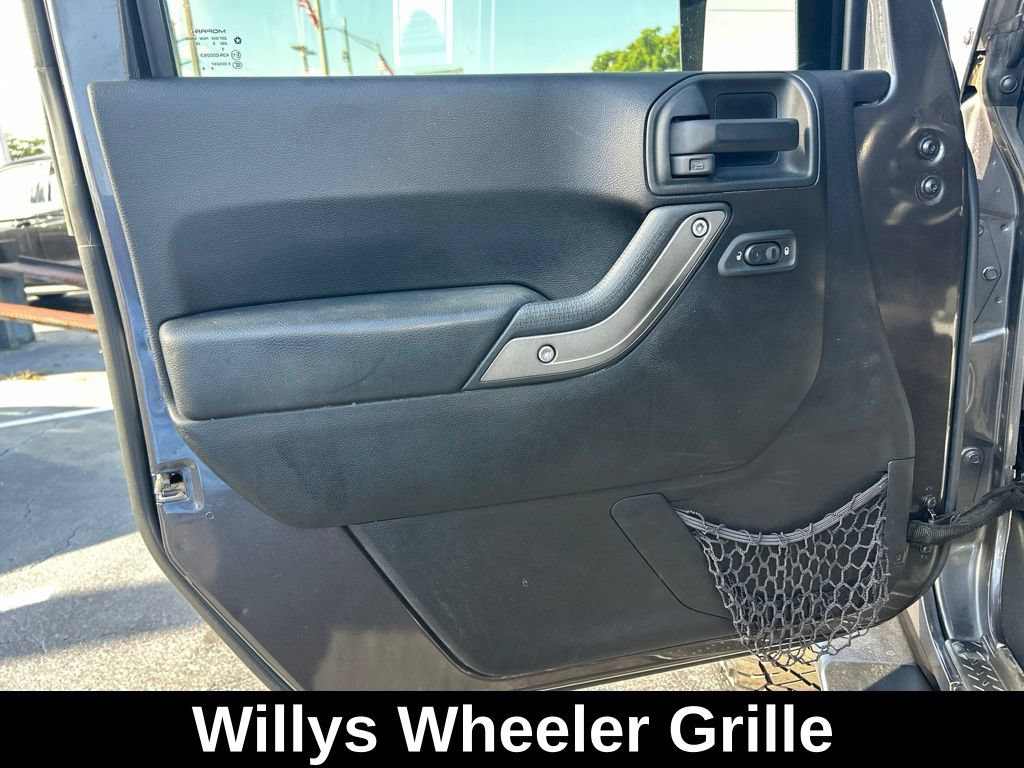 Used 2016 Jeep Wrangler Unlimited Sport AWD/4WD image 33