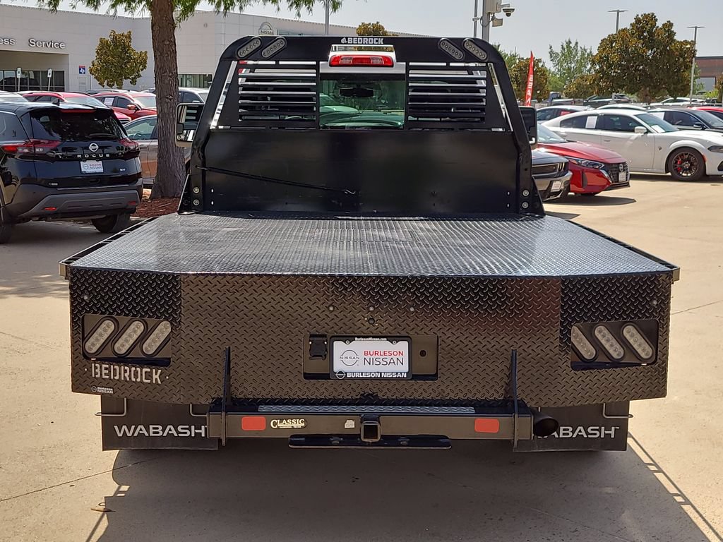 Used 2023 GMC Sierra 3500 Pro AWD/4WD image 3
