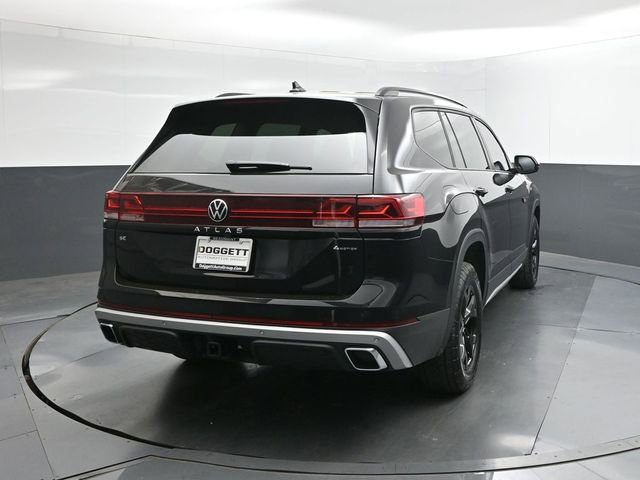 New 2026 Volkswagen Atlas Peak Edition image 8