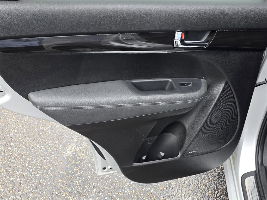 Used 2012 Kia Sorento SX w/ SX Premium Pkg image 32