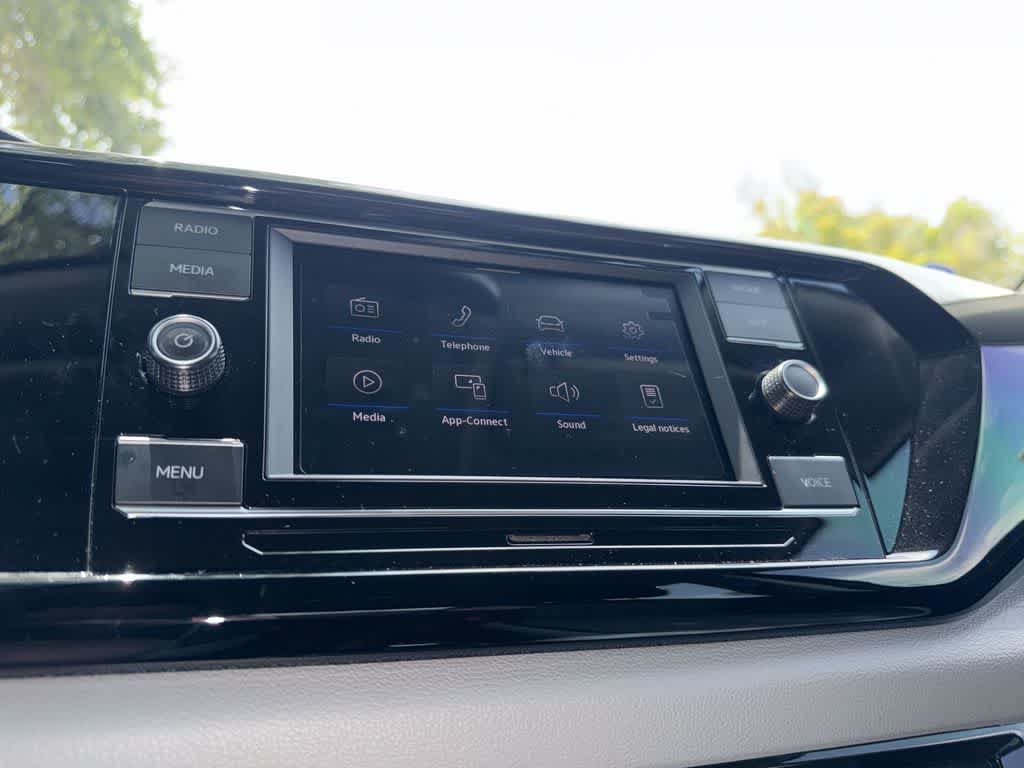 Certified 2024 Volkswagen Taos S FWD image 18
