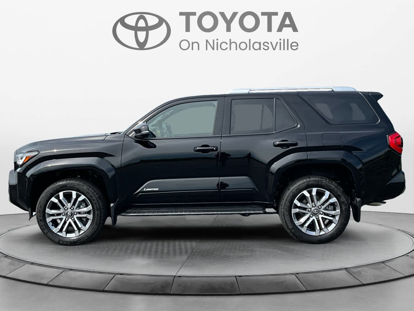 Used 2026 Toyota 4Runner Limited AWD/4WD image 3