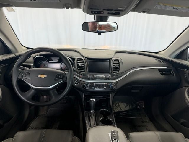 Used 2019 Chevrolet Impala LS FWD image 4