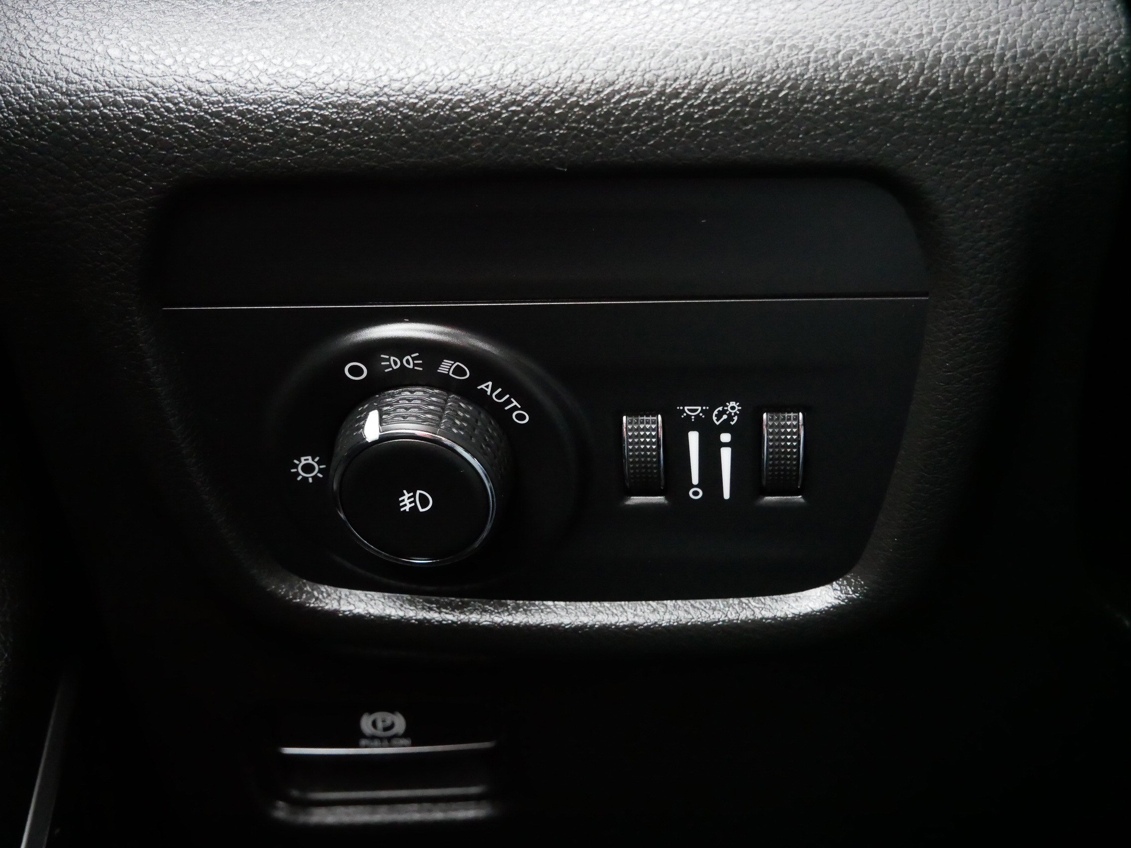 Used 2022 Jeep Grand Cherokee Limited image 26