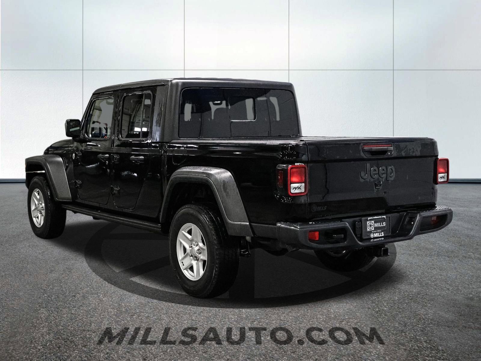 Used 2020 Jeep Gladiator Sport w/ Quick Order Package 24S image 5