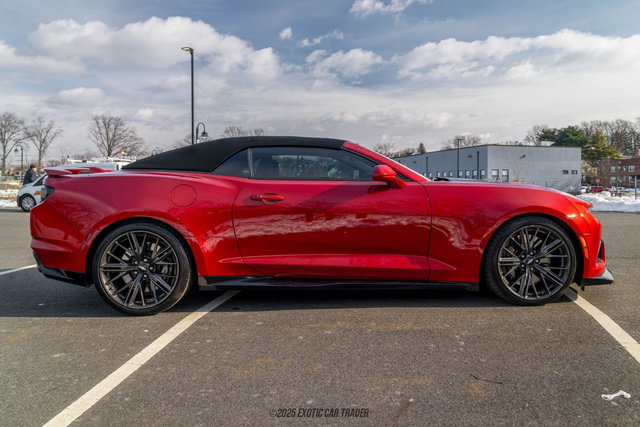 Used 2019 Chevrolet Camaro ZL1 image 19