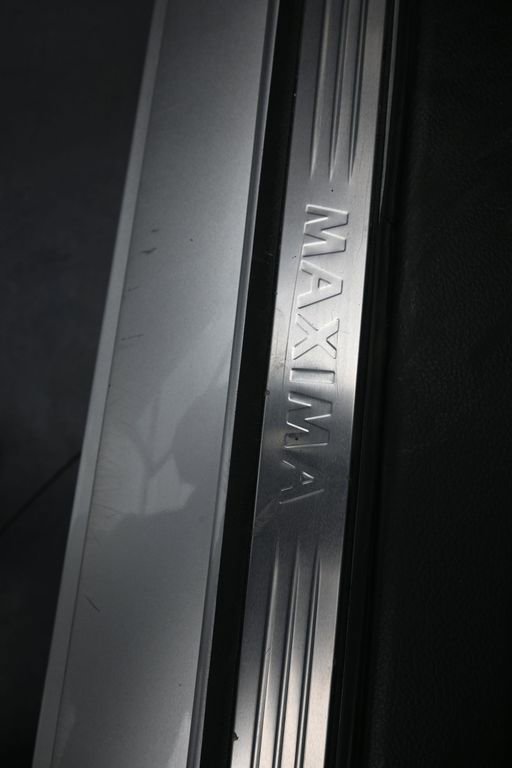 Used 2023 Nissan Maxima SV w/ Floor Mat Group image 21