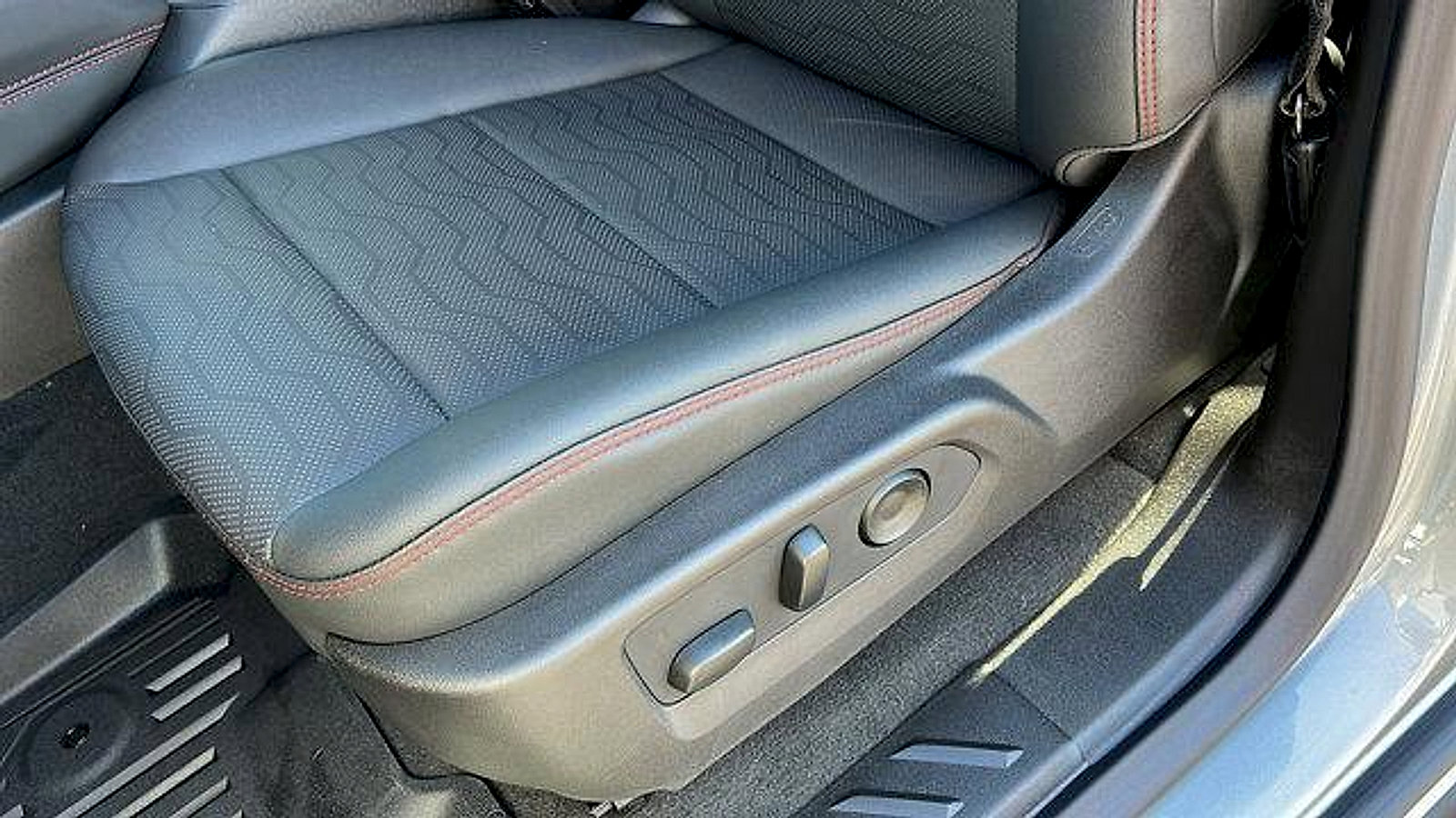 New 2026 Chevrolet Colorado Z71 w/ Technology Package image 19