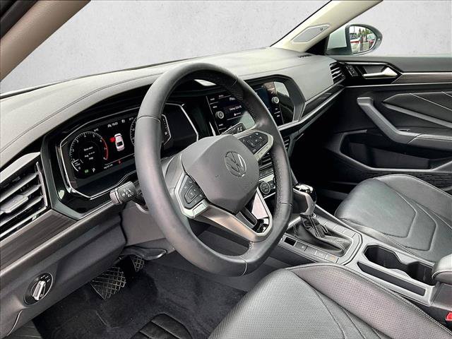 Used 2022 Volkswagen Jetta SEL FWD image 13