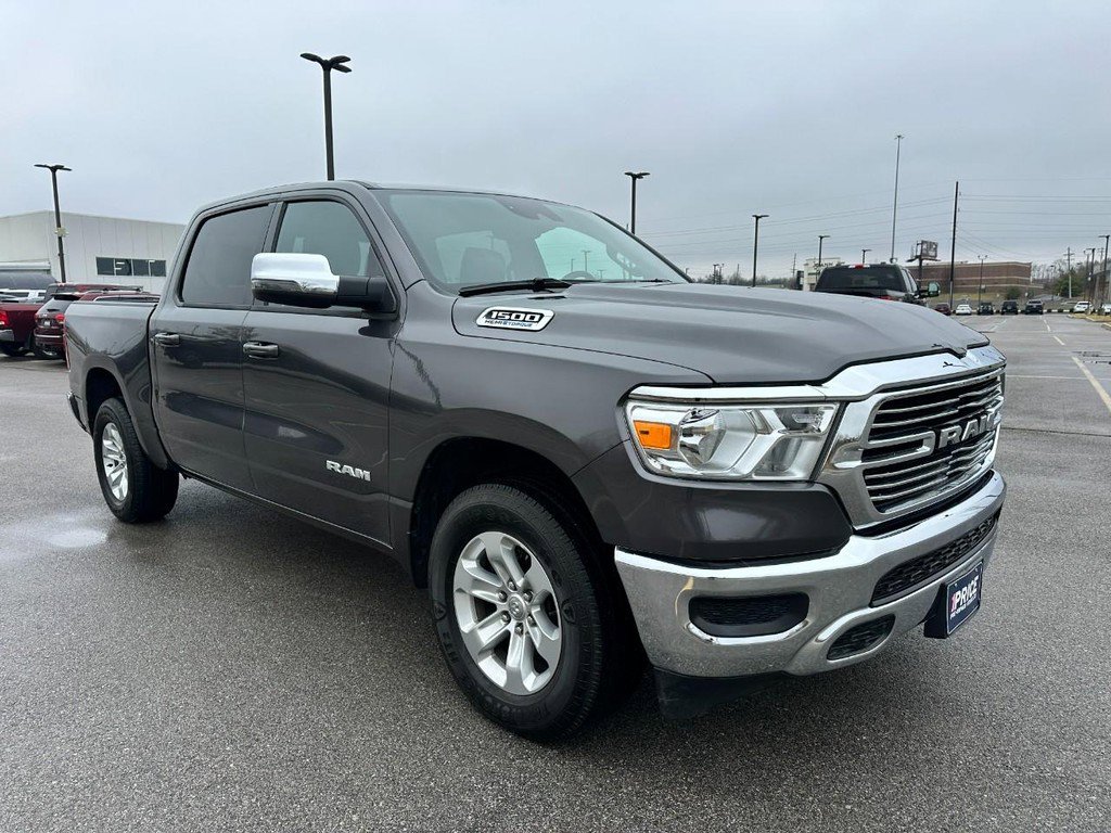 Used 2024 RAM 1500 Laramie image 8