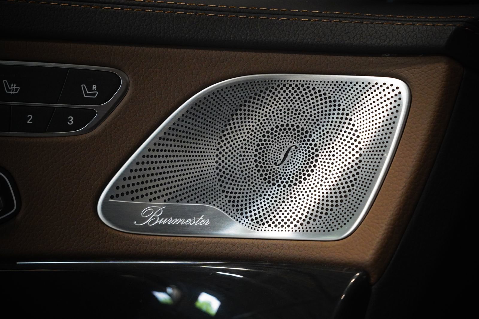 Used 2020 Mercedes-Benz S 560 4MATIC Sedan image 27