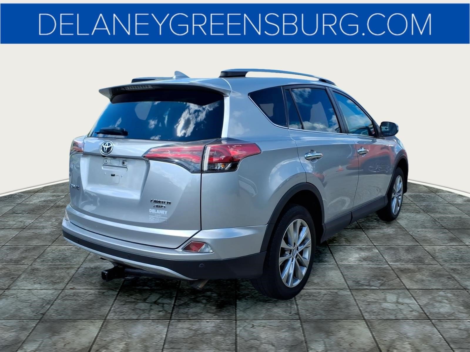Used 2017 Toyota RAV4 Limited AWD/4WD image 3