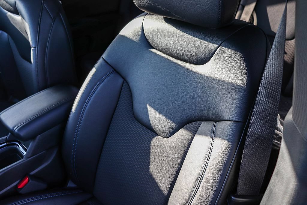 New 2026 Jeep Compass Latitude AWD/4WD image 27