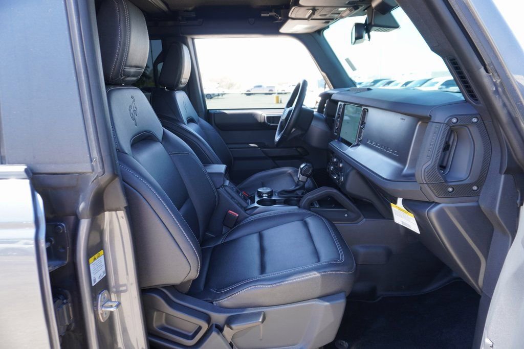 Certified 2025 Ford Bronco Badlands AWD/4WD image 21